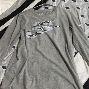 Nike logo grey sweat shirt long sleeve medium